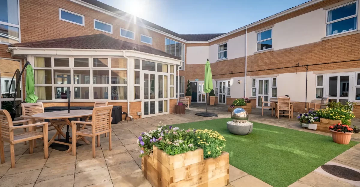 Bristol Care Homes Field House Horfield BS7 banner 3